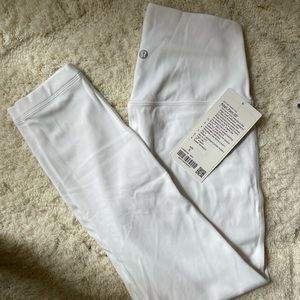 lululemon white align 25” white NWT